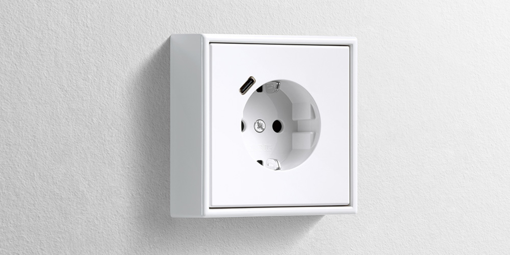 Erweiterter Anschlussraum für die Nachrüstung bei Elektrotechnik Matthias Mahlmeister in Ramsthal