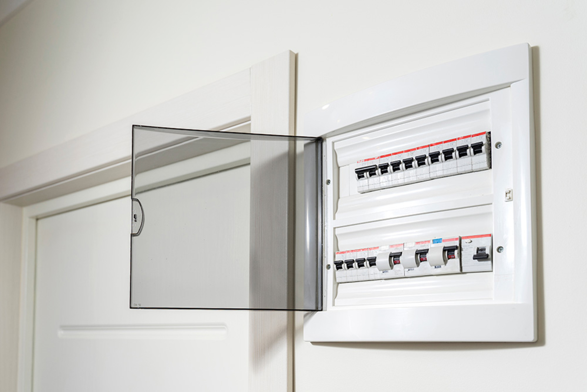 Über­spannungs­schutz bei Elektrotechnik Matthias Mahlmeister in Ramsthal