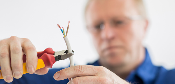 DGUV Vorschrift 3-Check bei Elektrotechnik Matthias Mahlmeister in Ramsthal